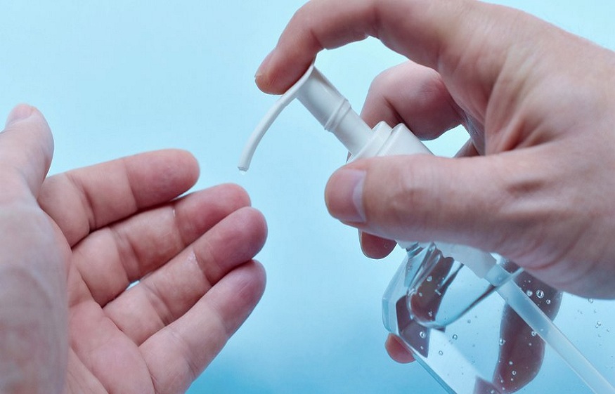 Safety Precautions to Take When Using Hand Sanitizer